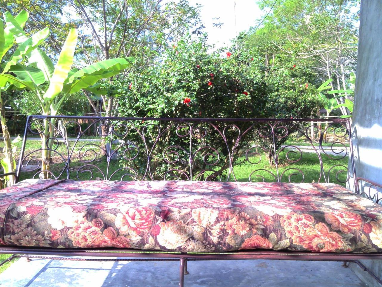 Ing Doi Guest House 拜县 外观 照片