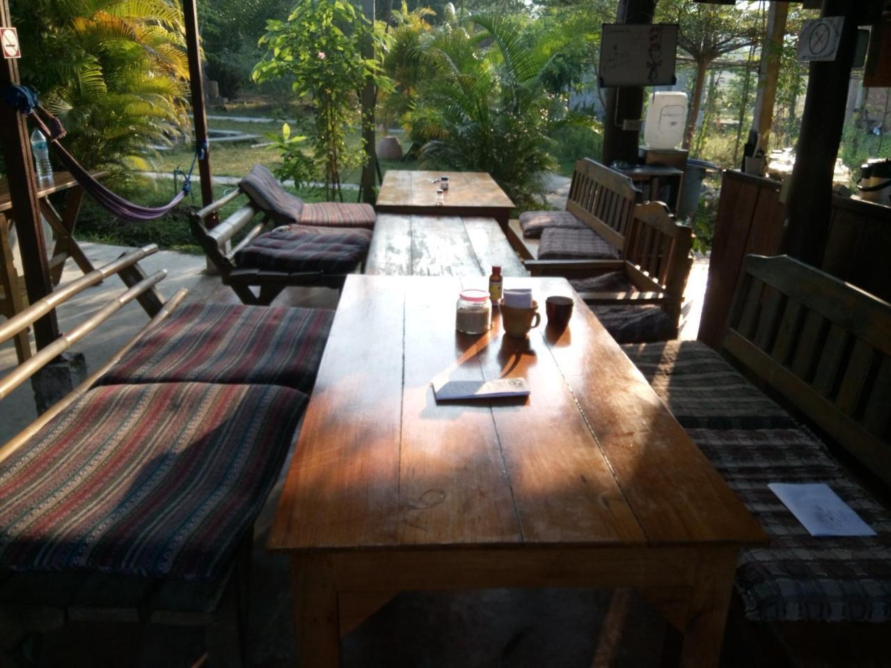 Ing Doi Guest House 拜县 外观 照片